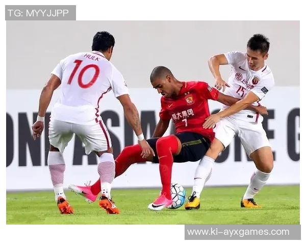 实况足球2014恒大：重温经典赛事与球员风采的激情之旅